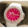 Montre blanche et fushia barre