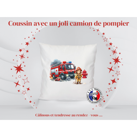 Coussin avec un joli camion de pompier